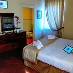 بيت ضيافة Palazzo Mari 3*