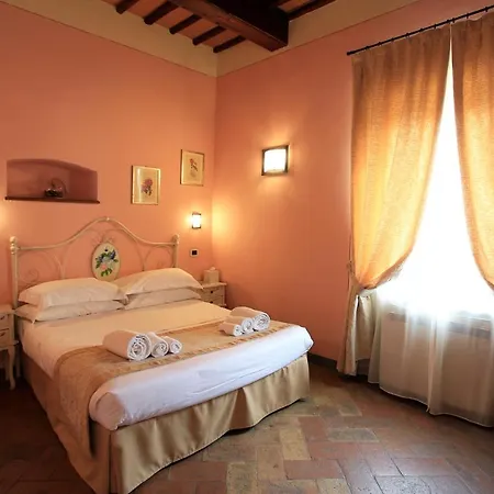 Palazzo Mari 2* San Gimignano