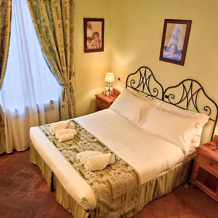 Guest house Palazzo Mari 2*